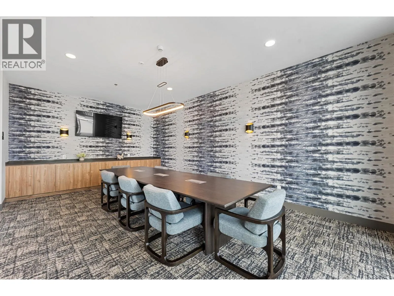 1626 Water Street Unit# 2205