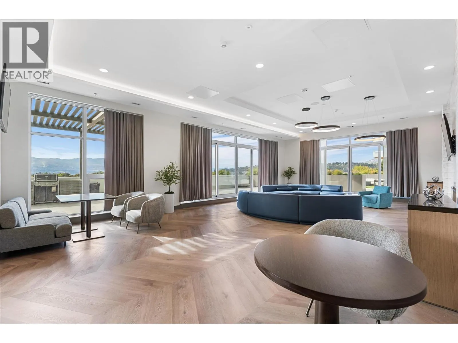 1626 Water Street Unit# 2205
