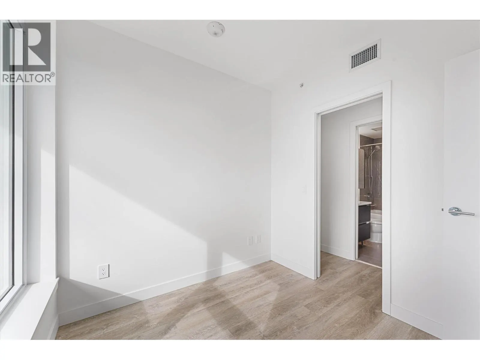 1626 Water Street Unit# 2205