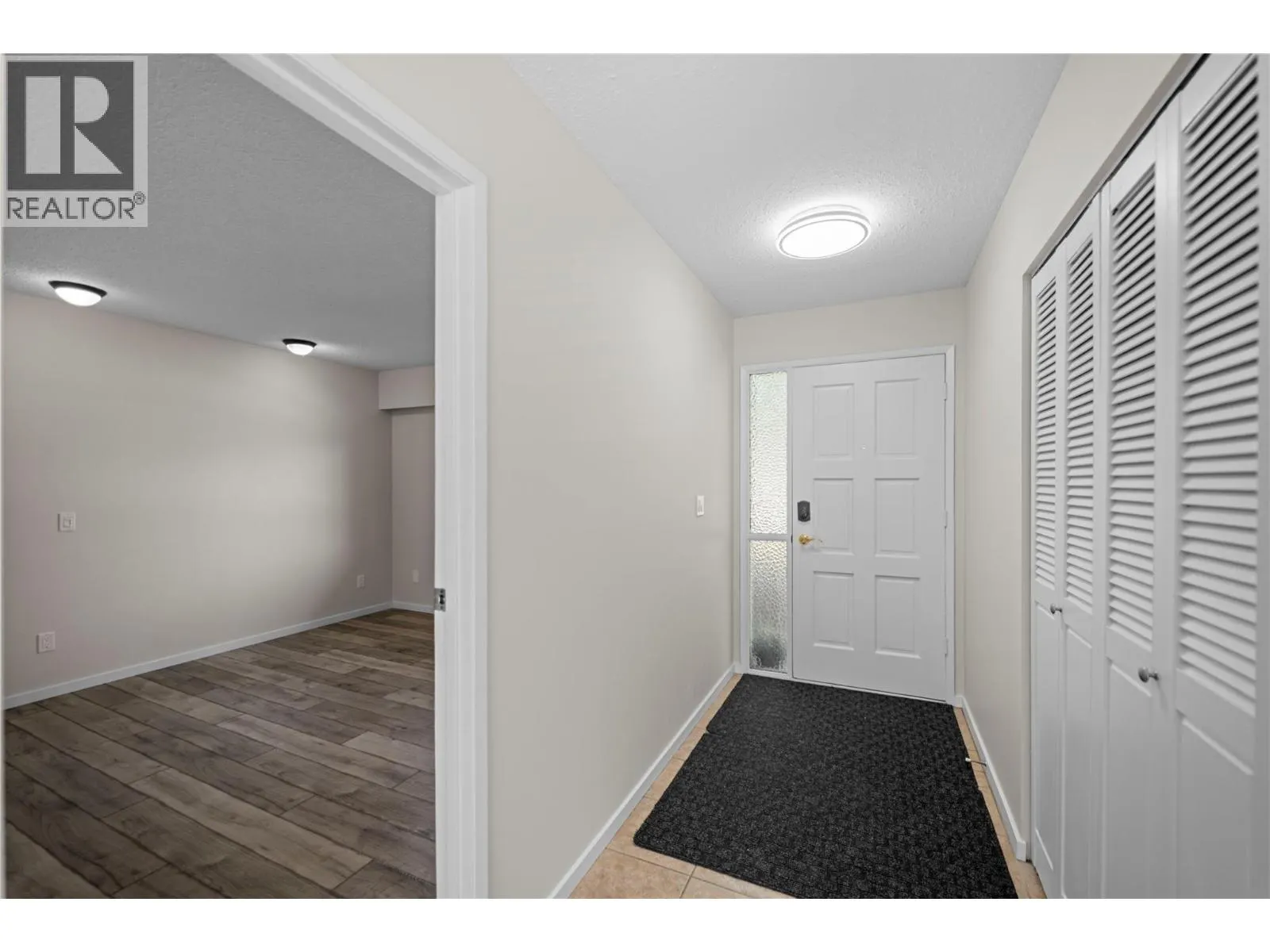 1525 Mt. Dufferin Crescent