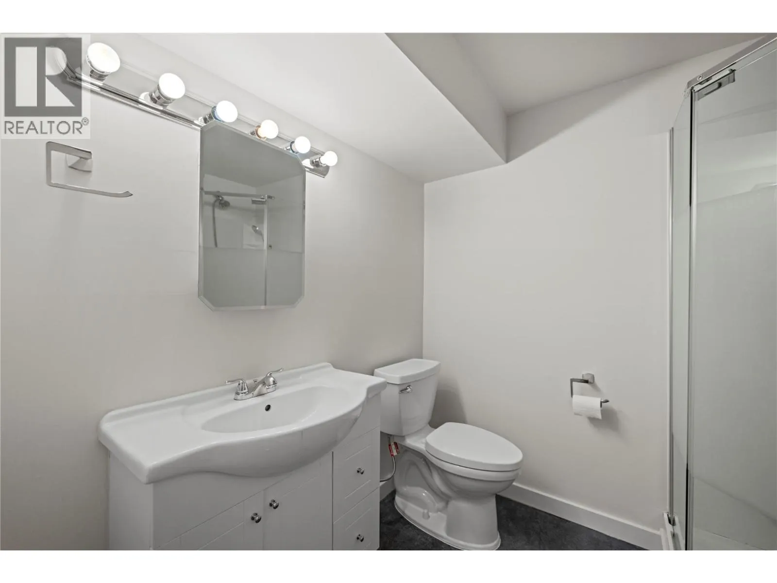 1525 Mt. Dufferin Crescent