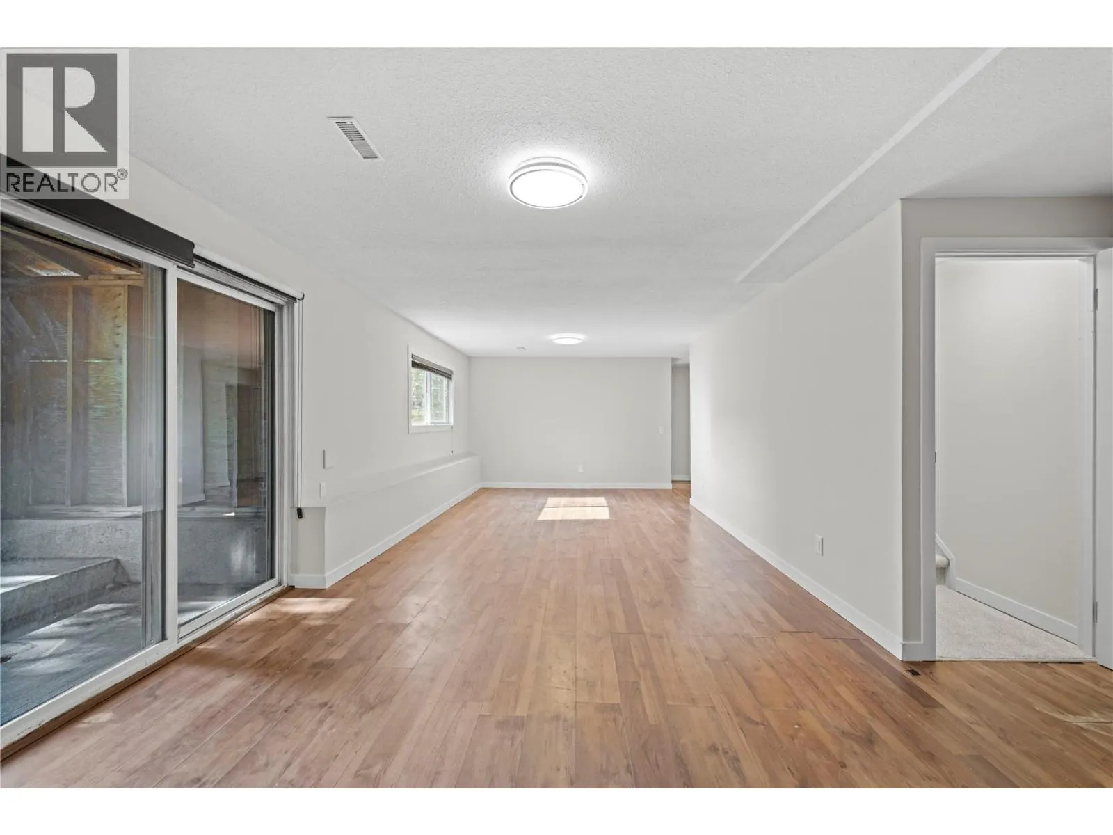 1525 Mt. Dufferin Crescent