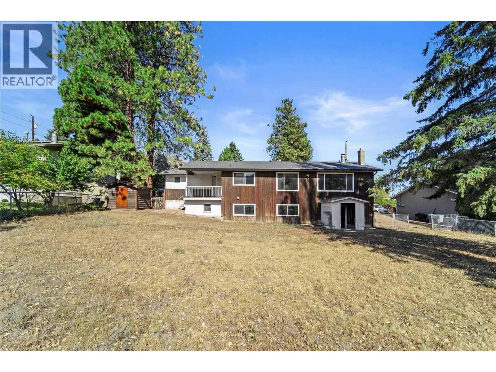 1525 Mt. Dufferin Crescent