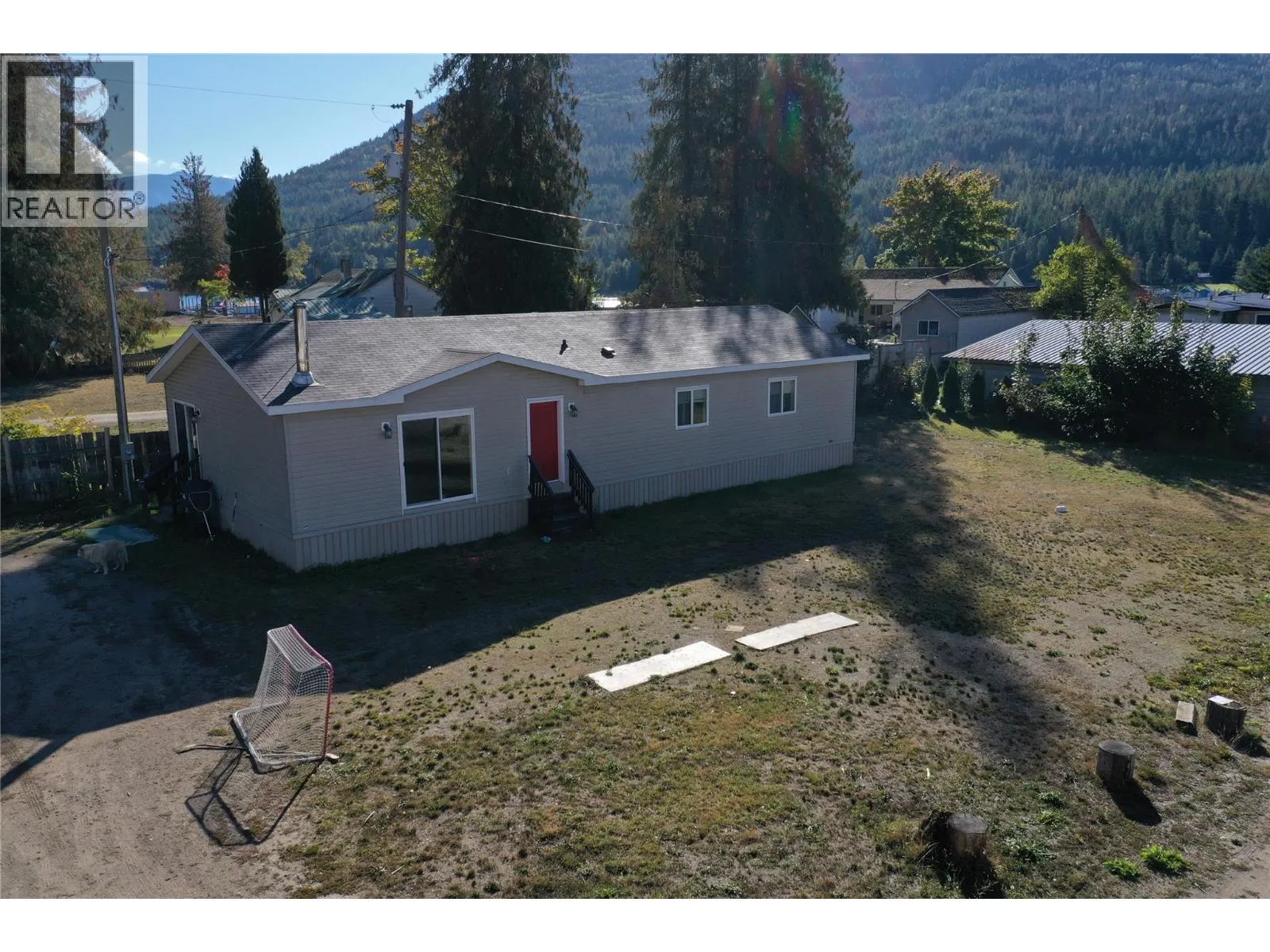 450 Balfour Ferry Road