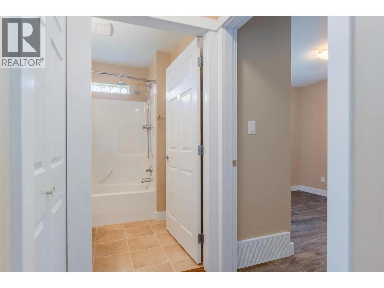 4200 Grandview Drive Unit# 135