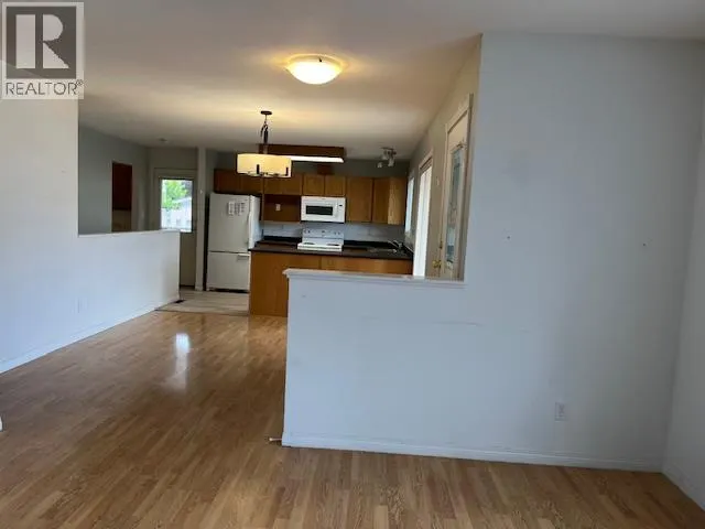 4008 LOBELIA Drive