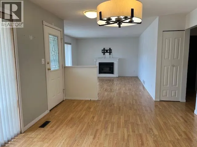 4008 LOBELIA Drive