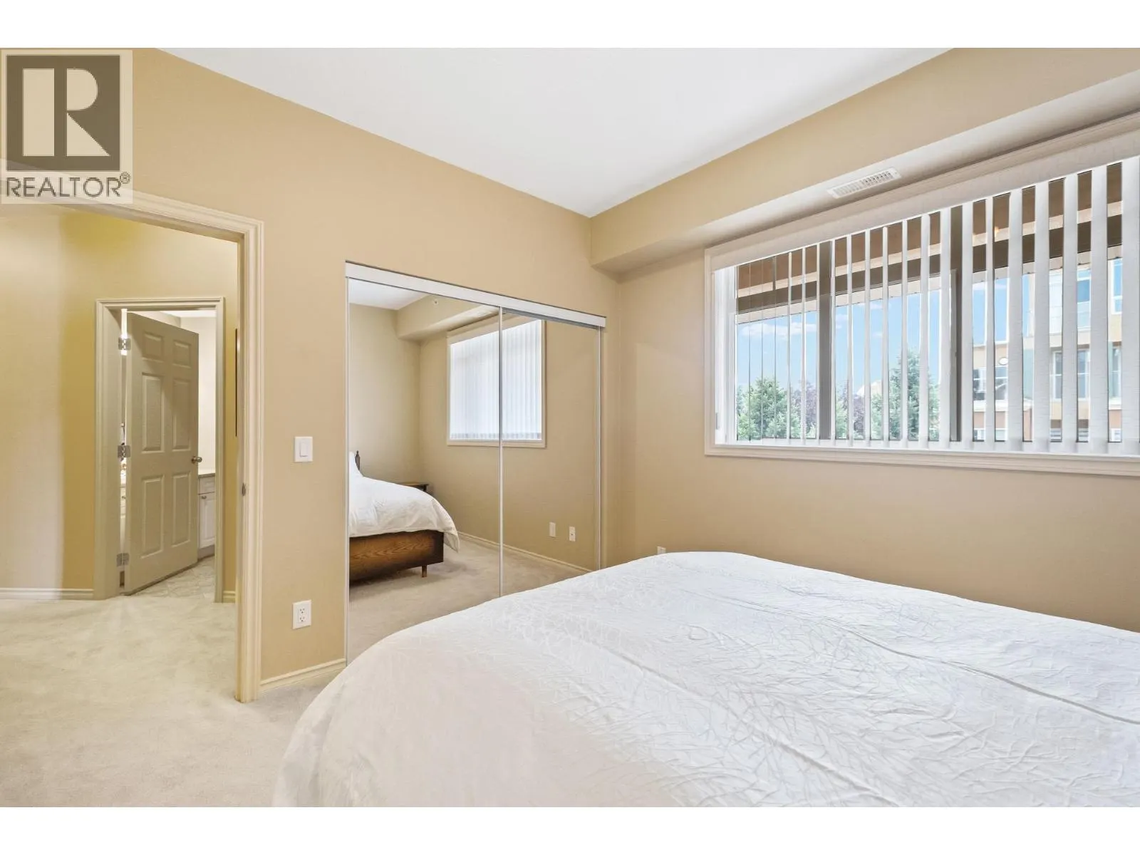 3570 Woodsdale Road Unit# 303