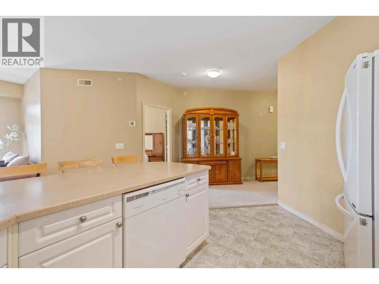 3570 Woodsdale Road Unit# 303