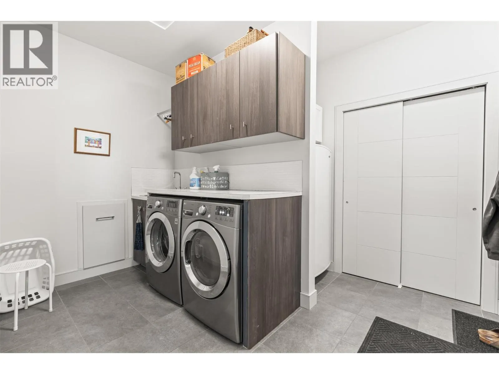 2444 York Avenue Unit# 10