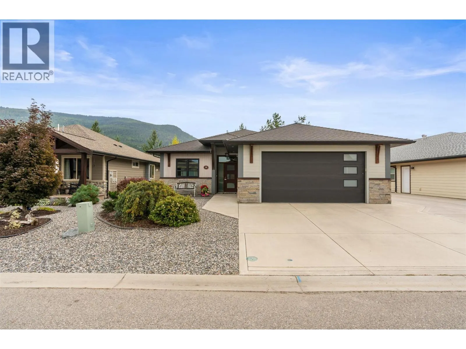 2444 York Avenue Unit# 10