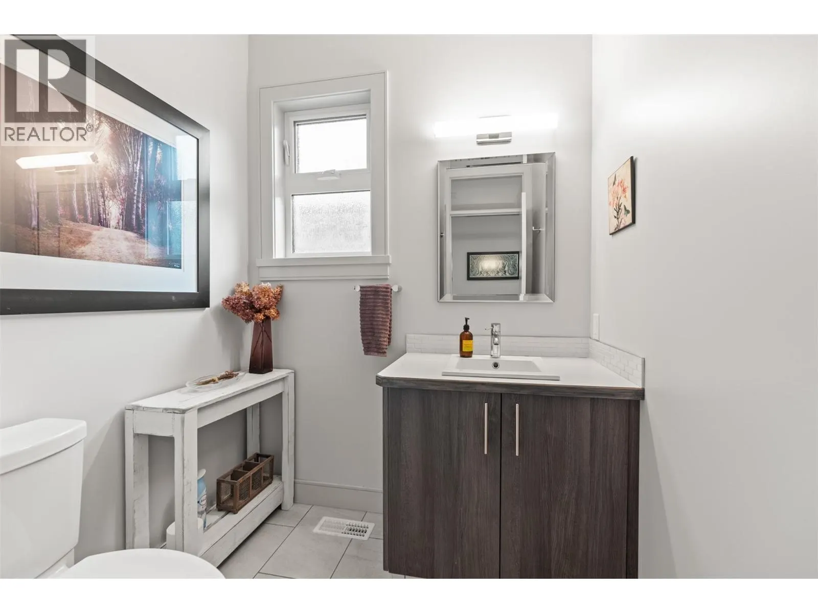 2444 York Avenue Unit# 10