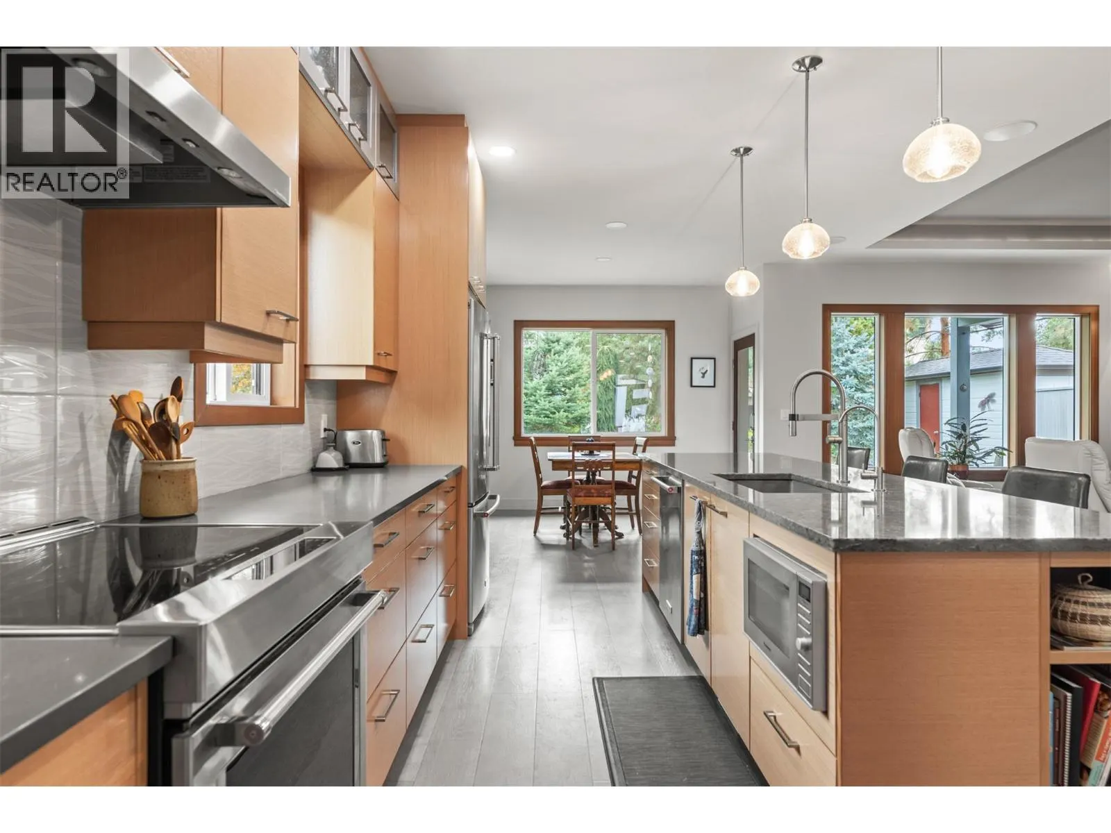 2444 York Avenue Unit# 10