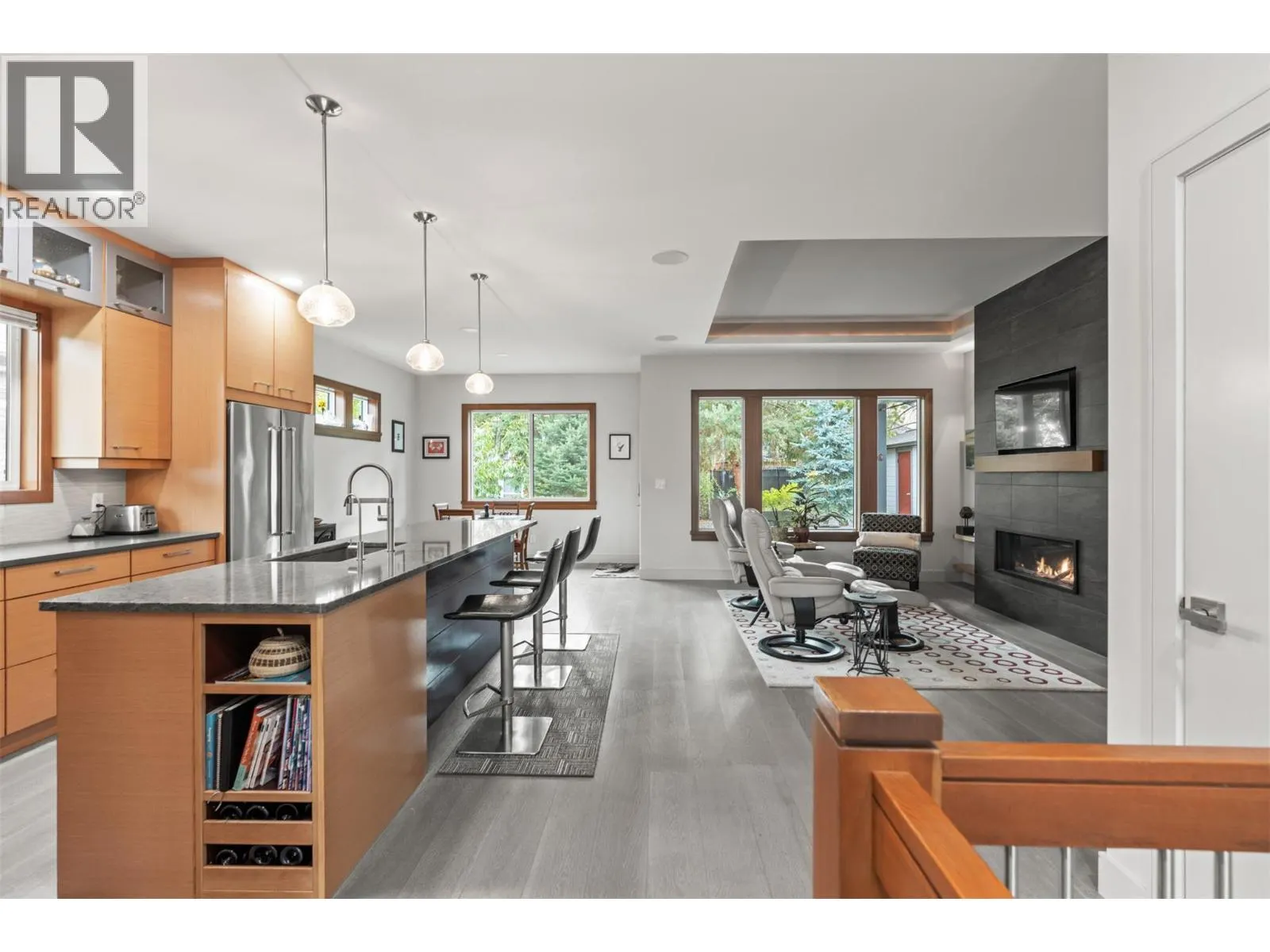 2444 York Avenue Unit# 10