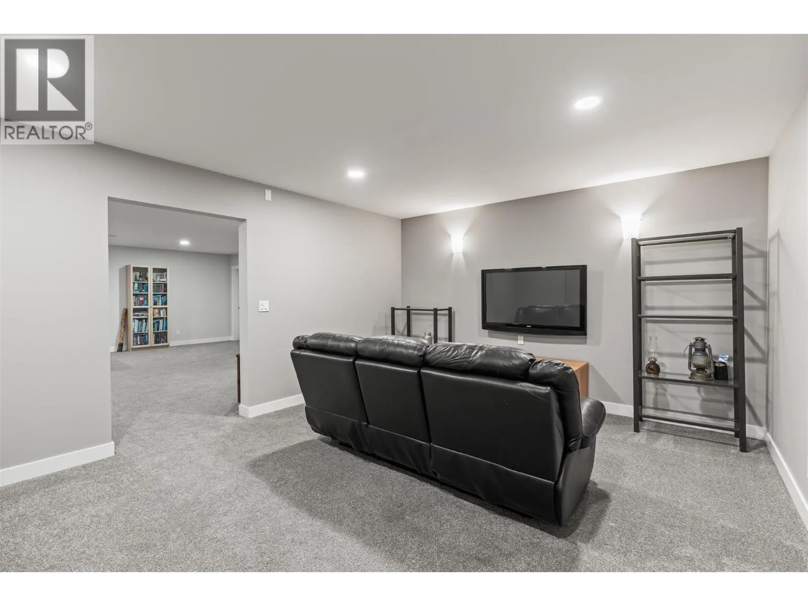 2444 York Avenue Unit# 10