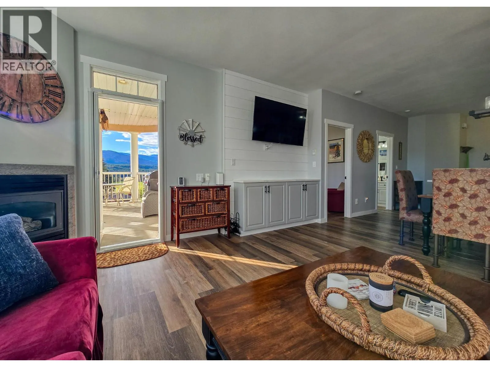 5052 Riverview Road Unit# 2008A