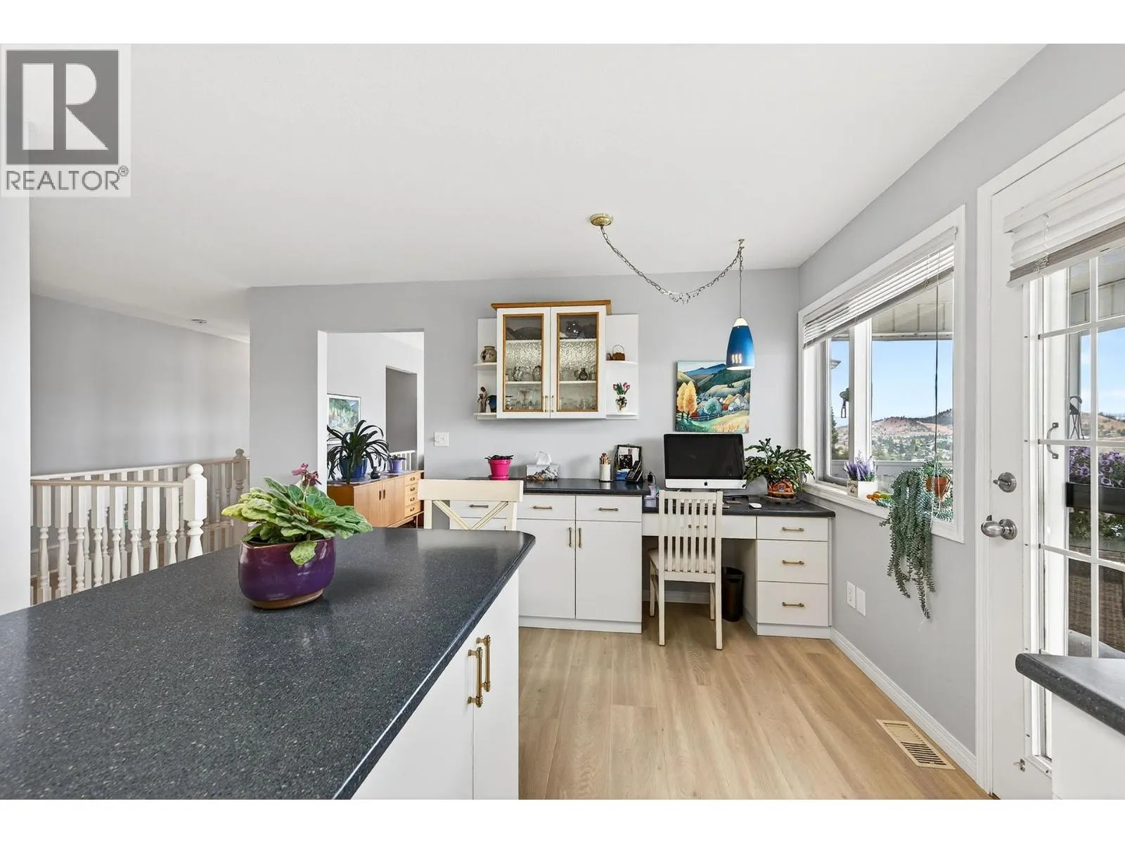 2030 Van Horne Drive Unit# 33