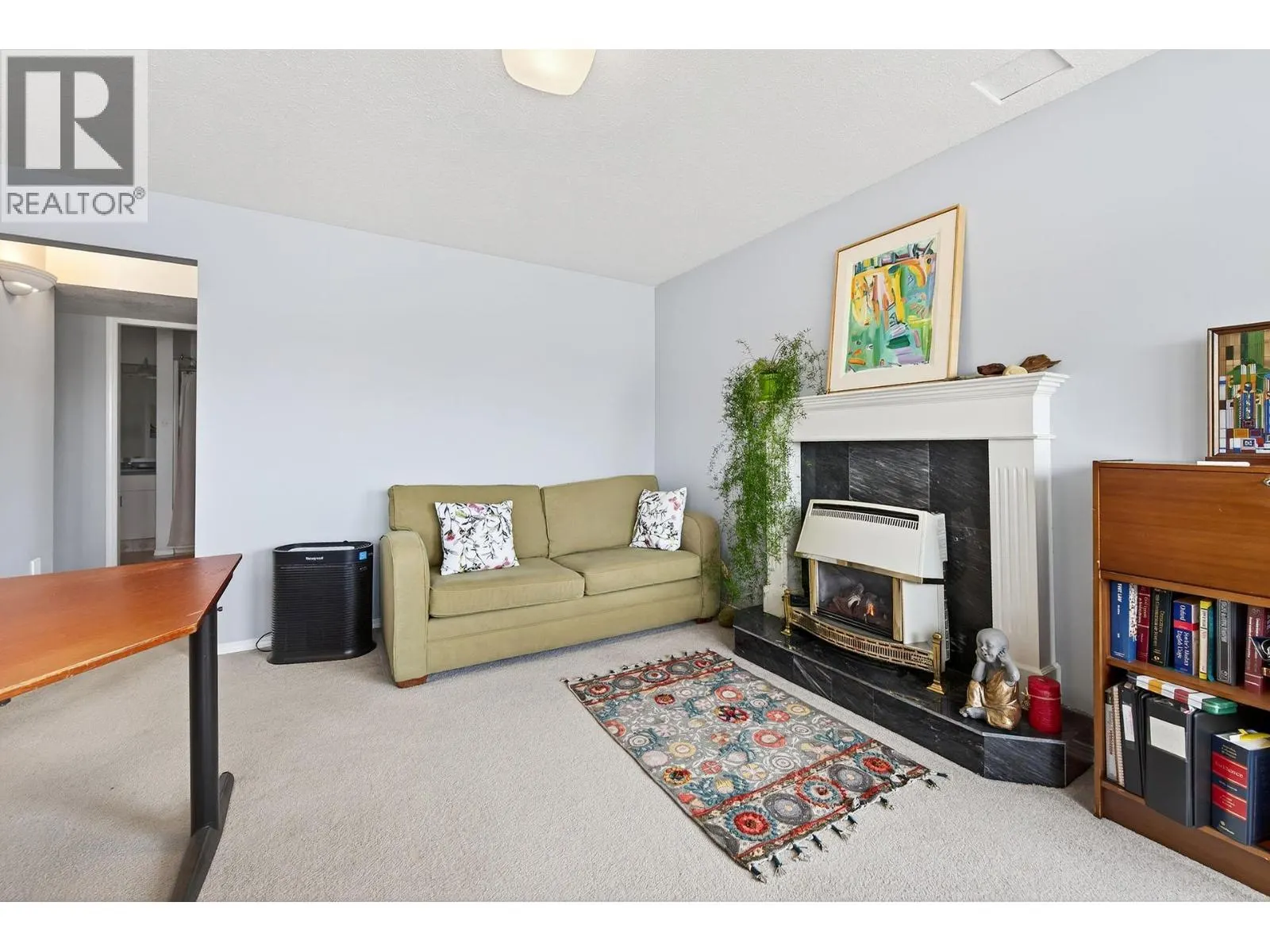 2030 Van Horne Drive Unit# 33