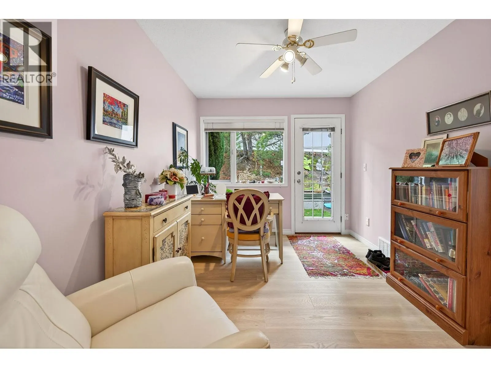 2030 Van Horne Drive Unit# 33