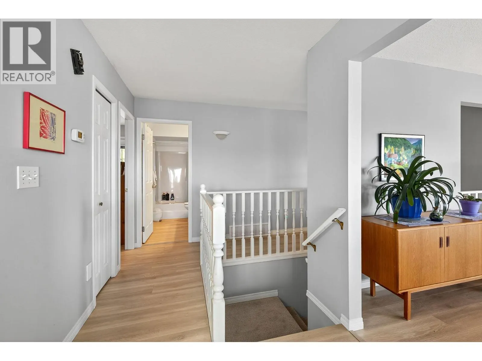 2030 Van Horne Drive Unit# 33