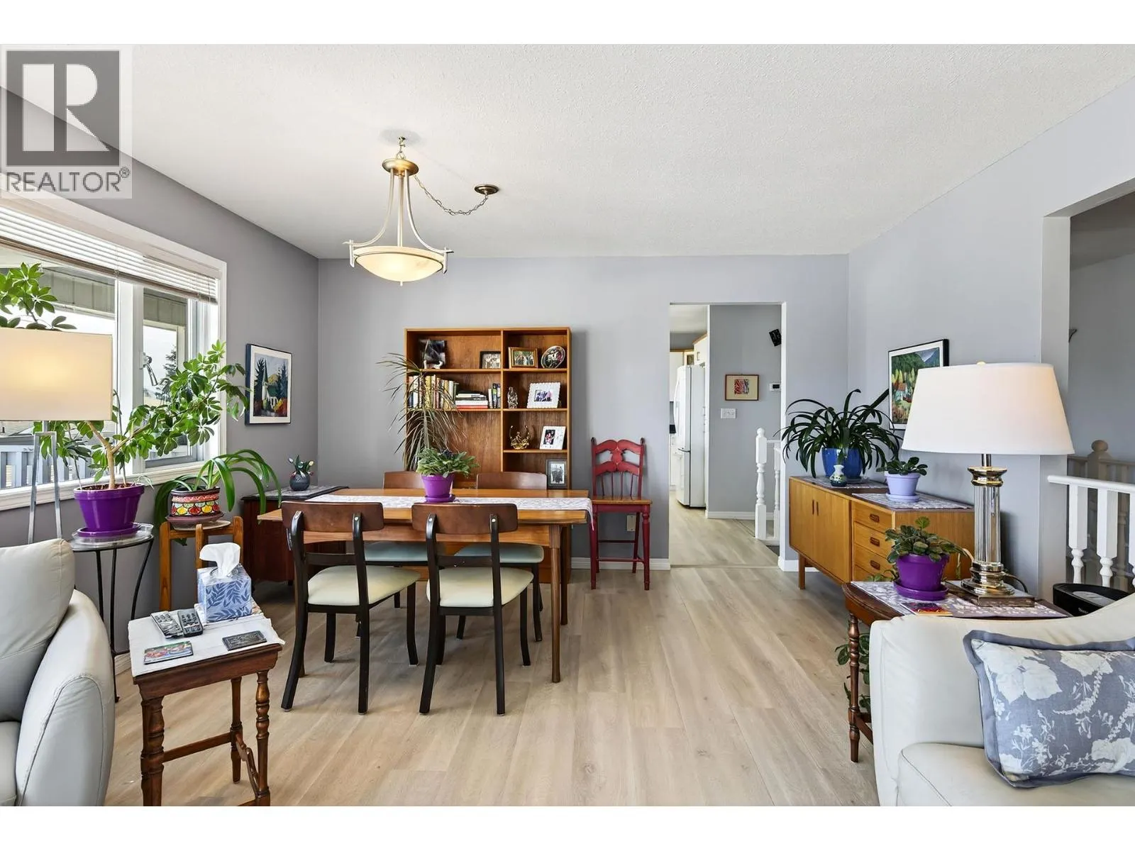 2030 Van Horne Drive Unit# 33