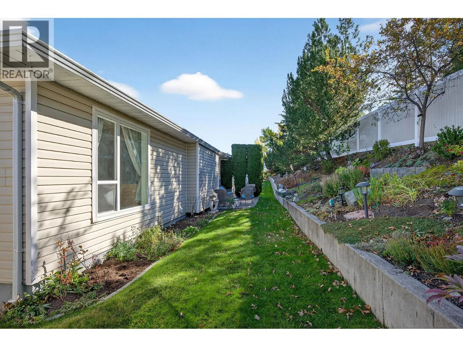 2030 Van Horne Drive Unit# 33