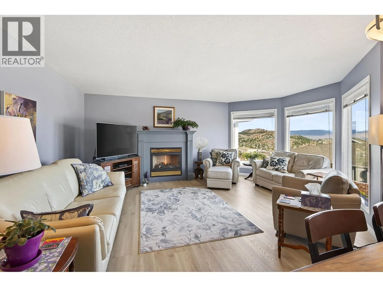 2030 Van Horne Drive Unit# 33