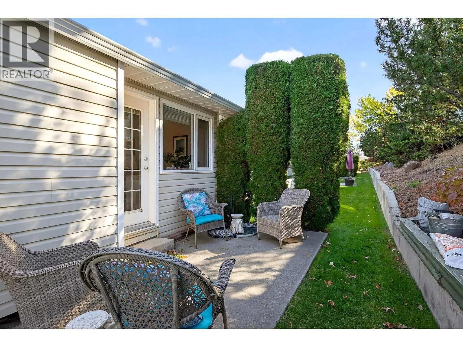 2030 Van Horne Drive Unit# 33