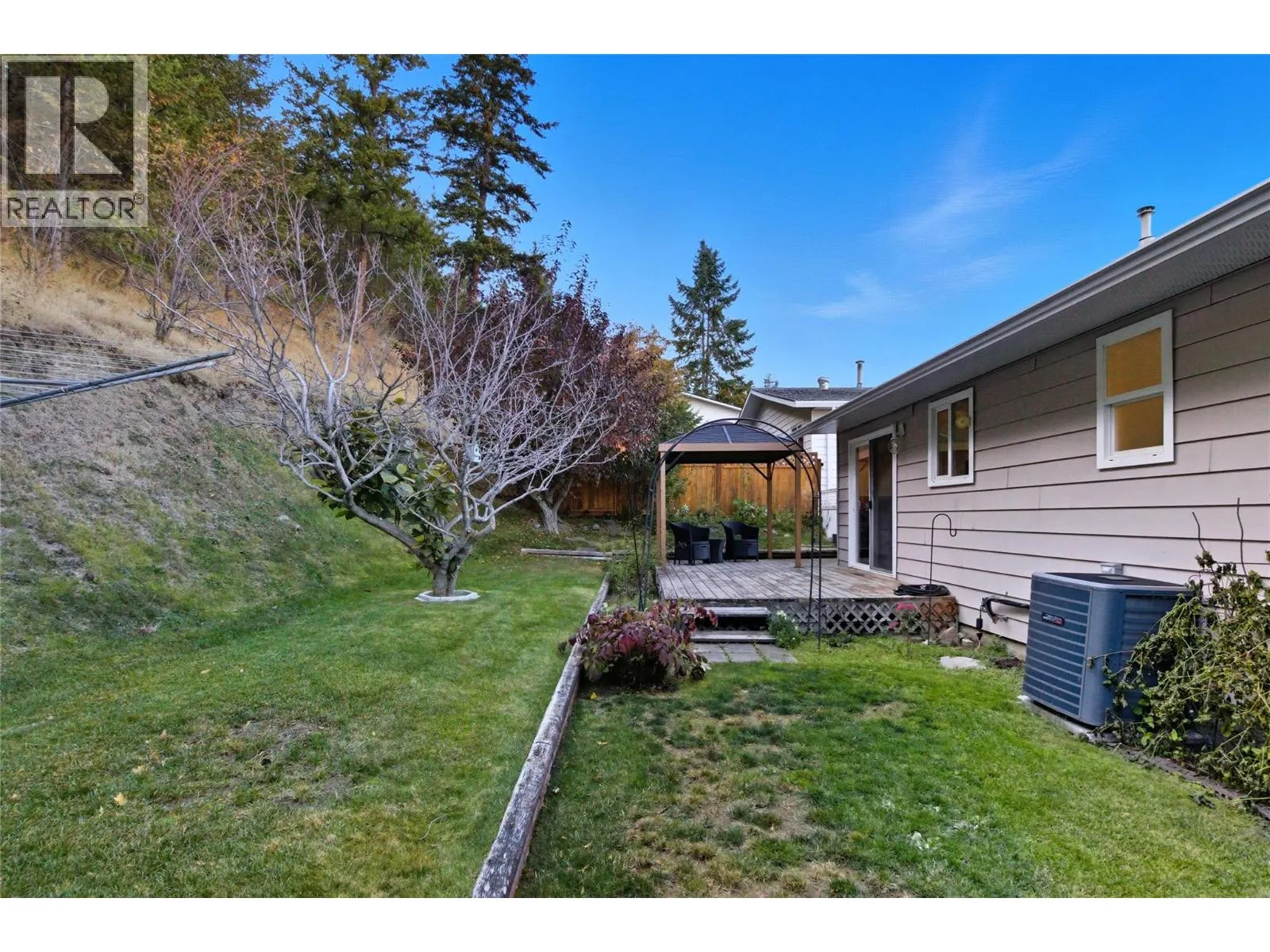 1047 Lamar Place