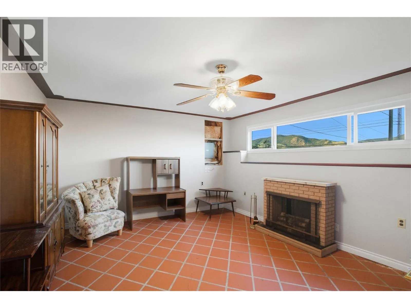 1047 Lamar Place