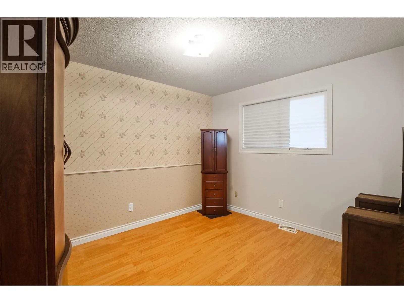 1047 Lamar Place