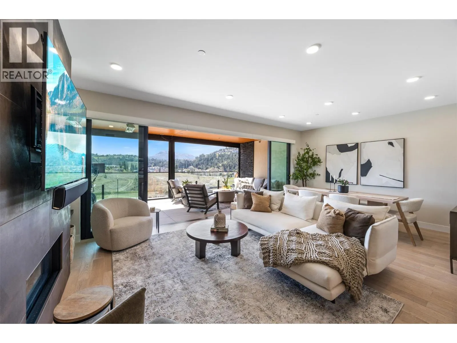 3000 Ariva Drive Unit# 3308