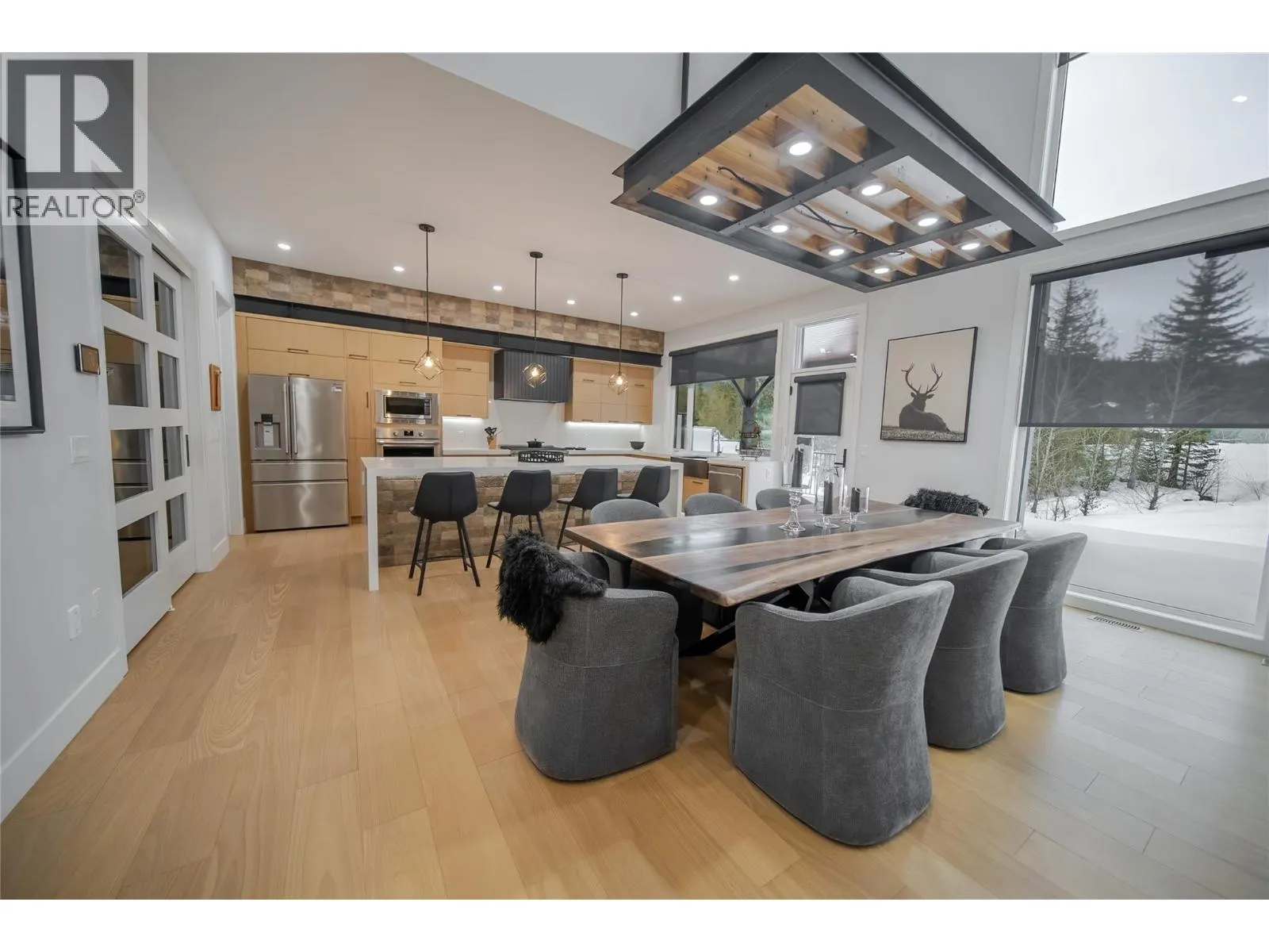 31 Mammoth Drive