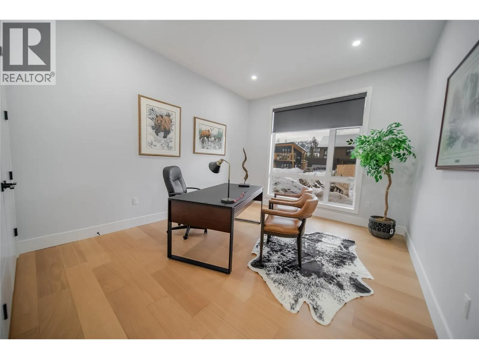 31 Mammoth Drive