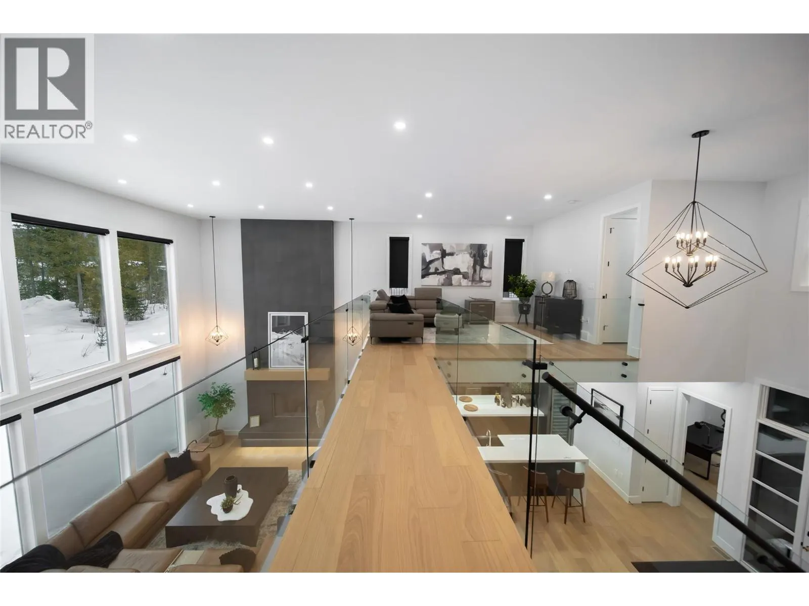 31 Mammoth Drive
