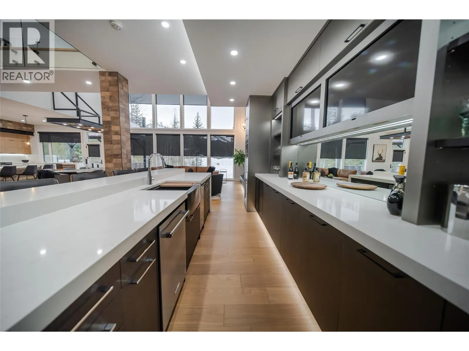 31 Mammoth Drive