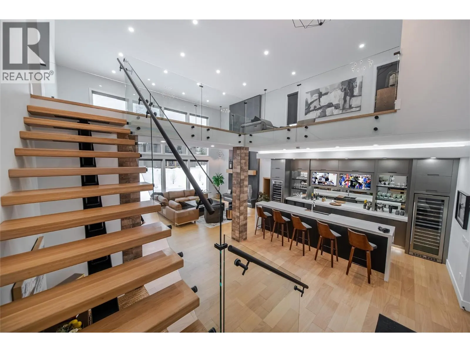 31 Mammoth Drive