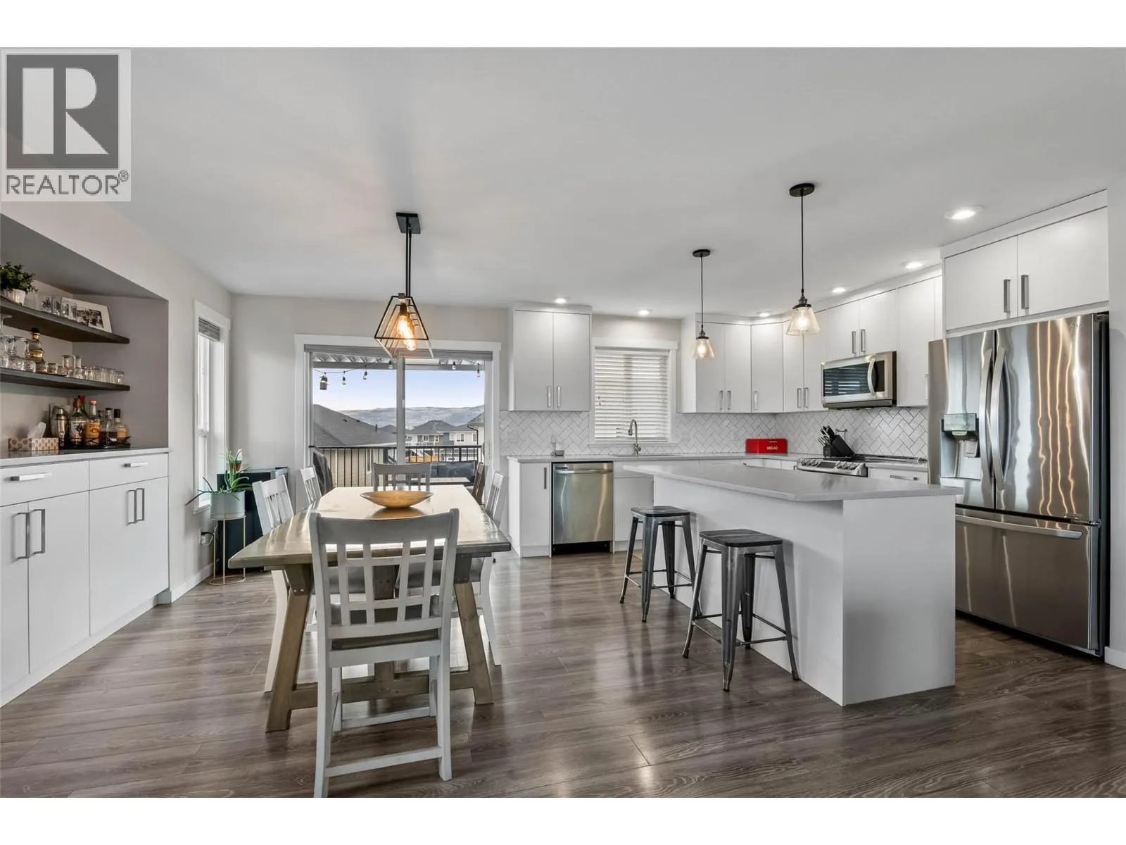 2270 SADDLEBACK Drive
