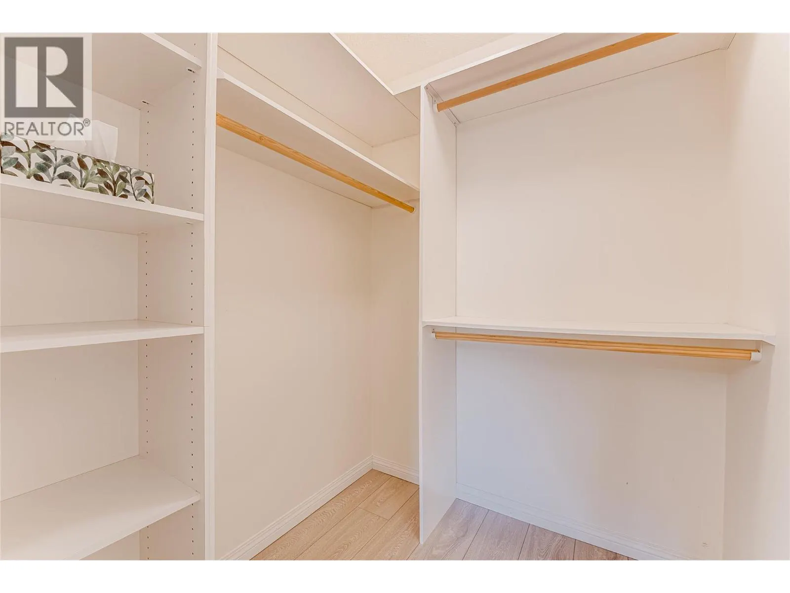 3900 27 Avenue Unit# 36