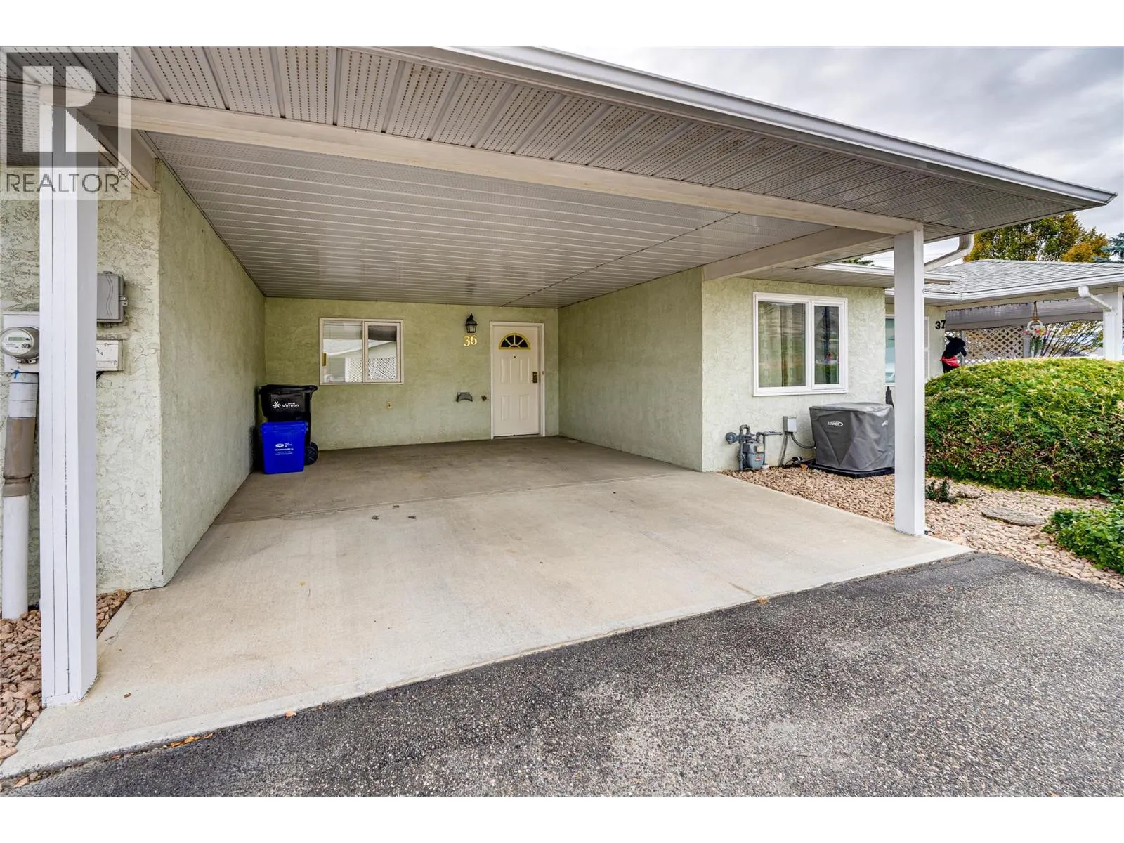 3900 27 Avenue Unit# 36