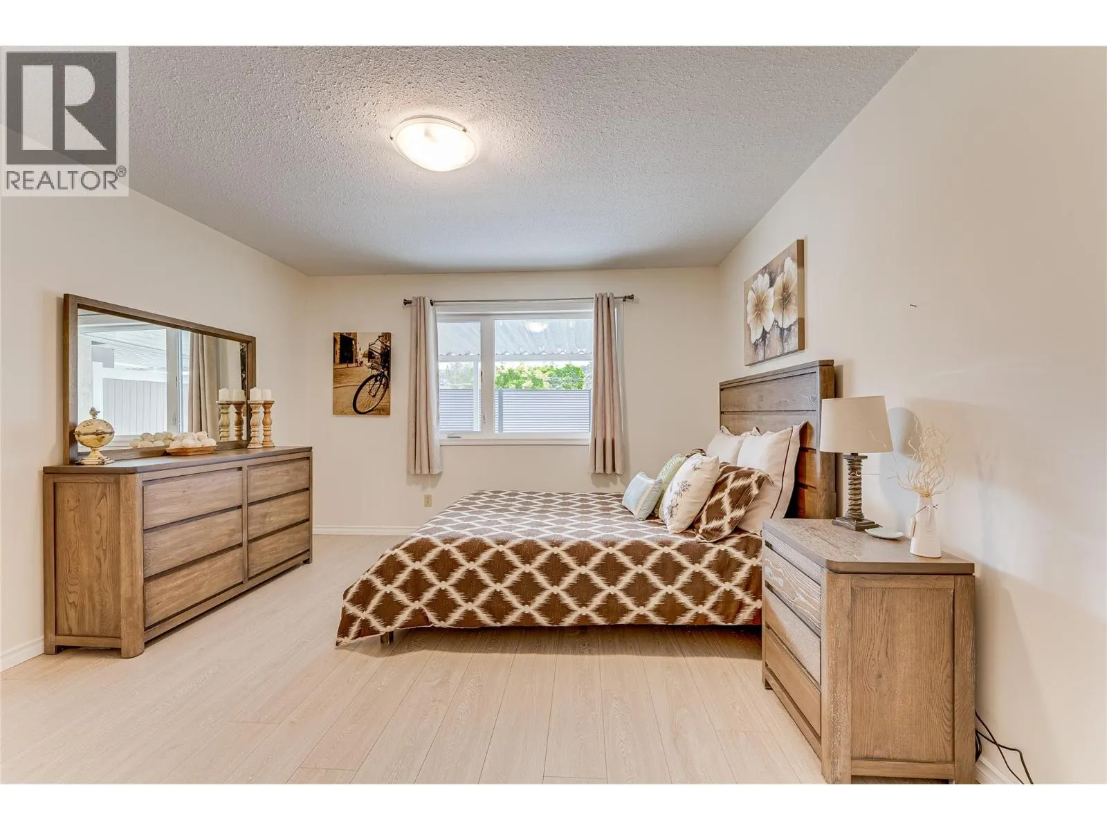 3900 27 Avenue Unit# 36