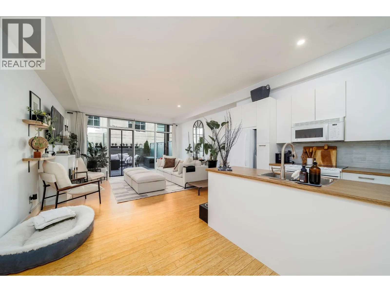 1289 Ellis Street Unit# 212