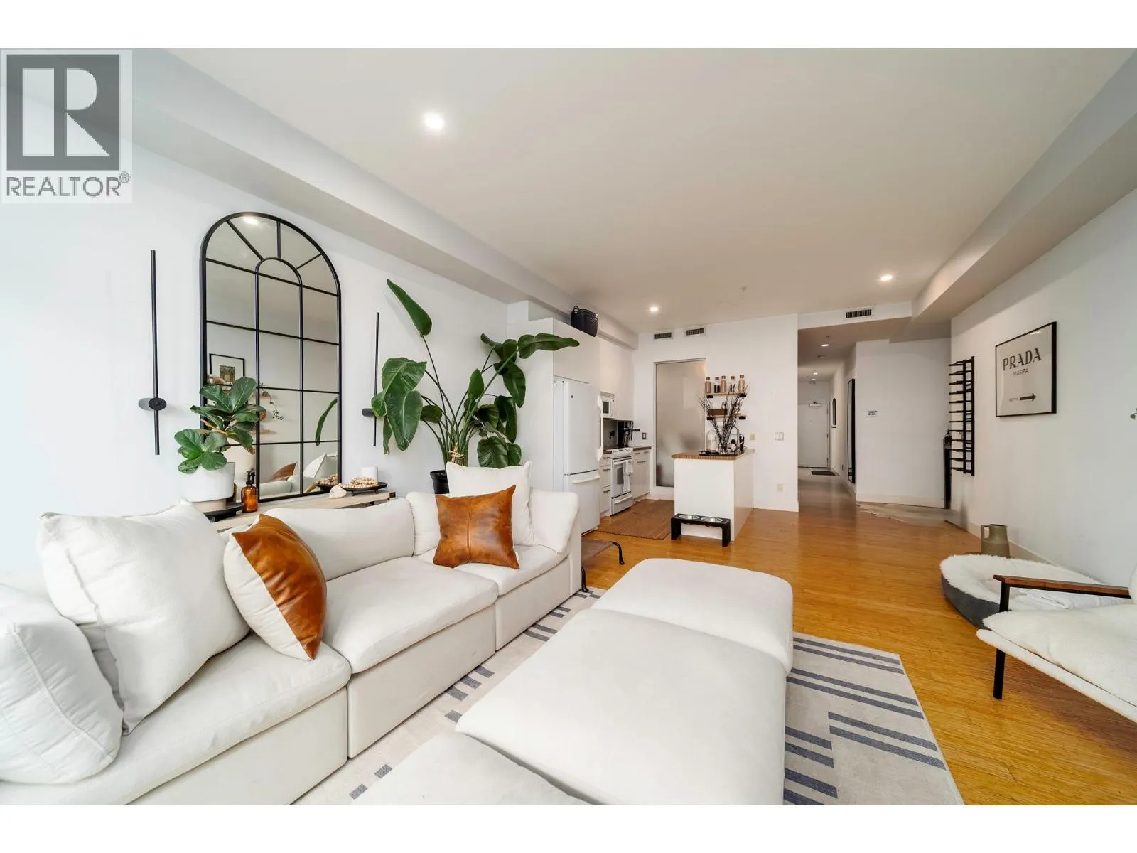 1289 Ellis Street Unit# 212