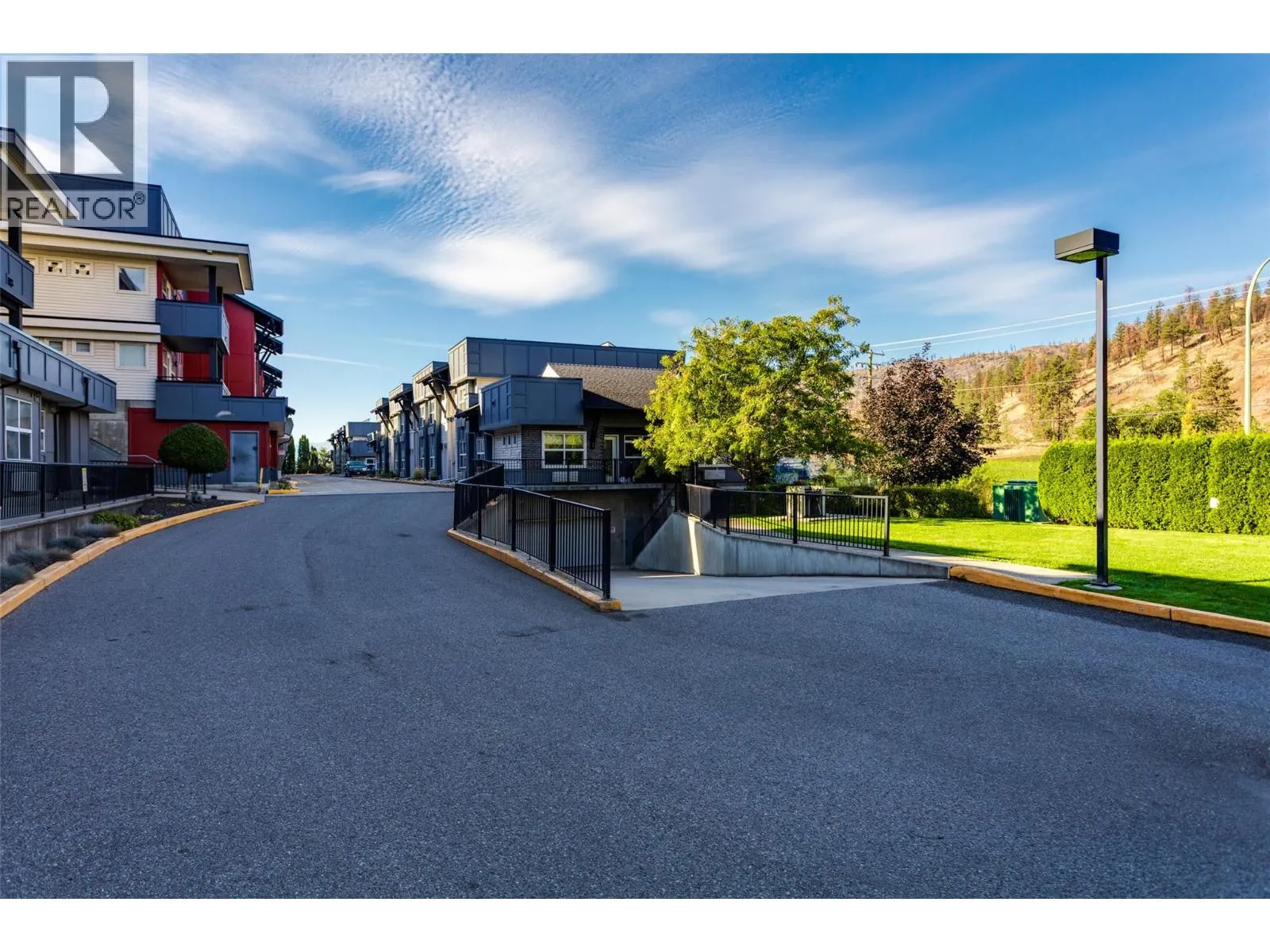 1475 Glenmore Road N Unit# 205A