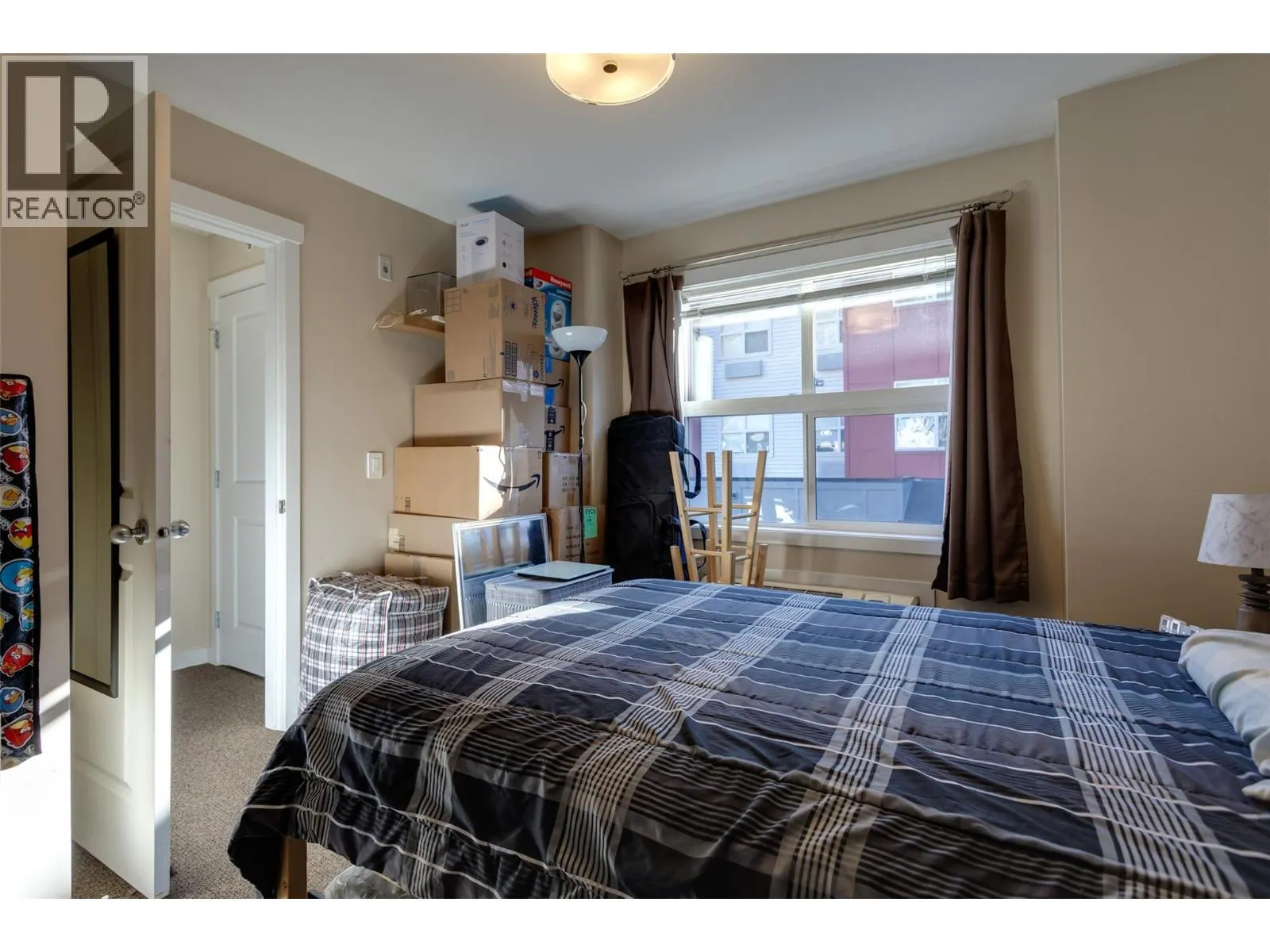 1475 Glenmore Road N Unit# 205A