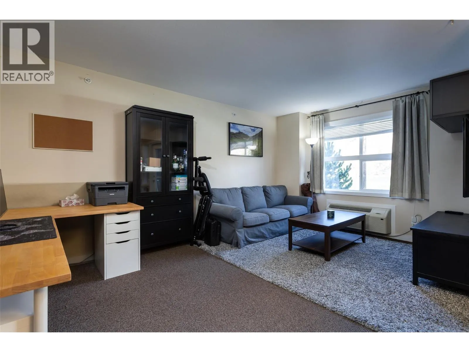 1475 Glenmore Road N Unit# 205A