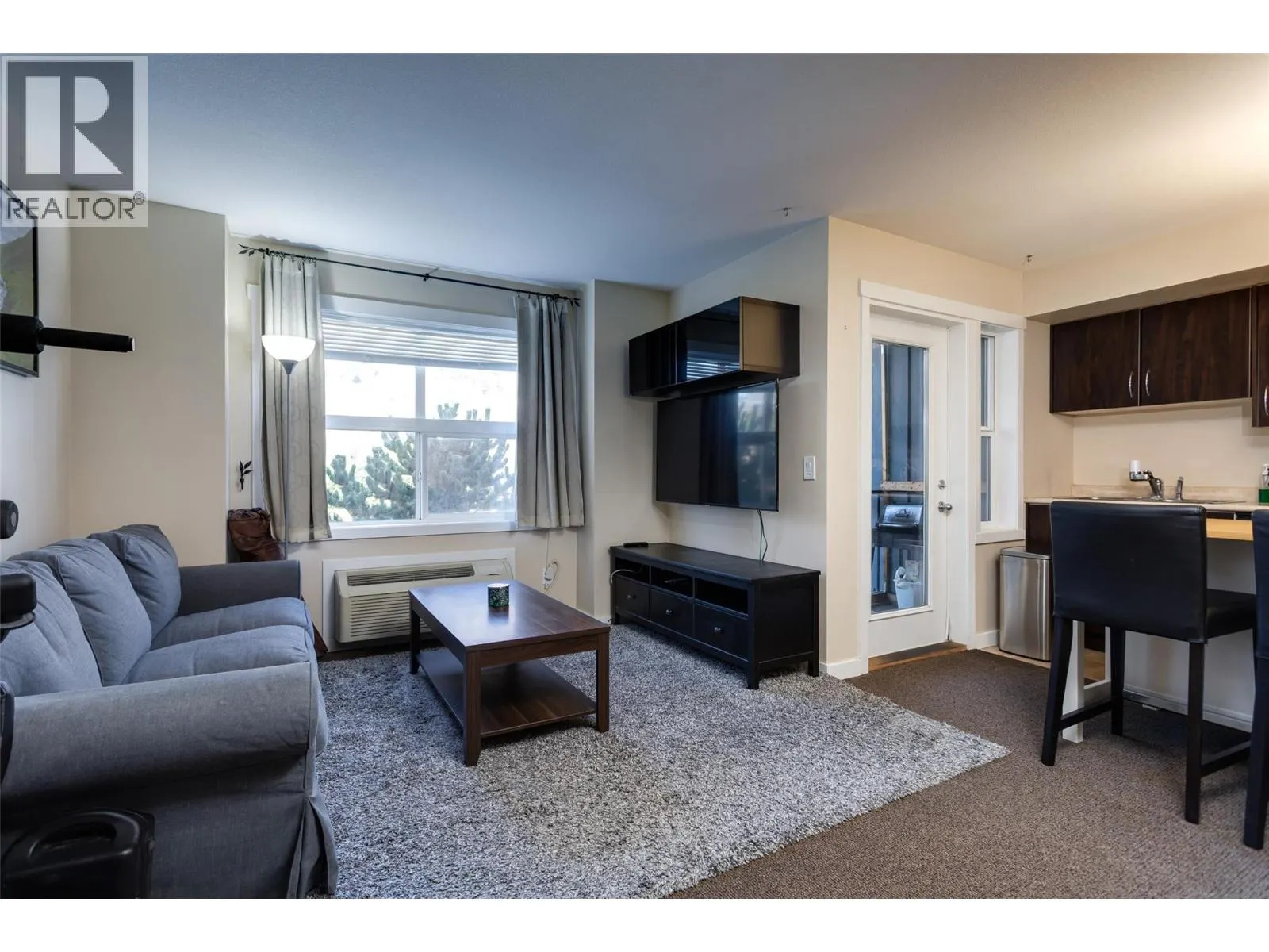 1475 Glenmore Road N Unit# 205A