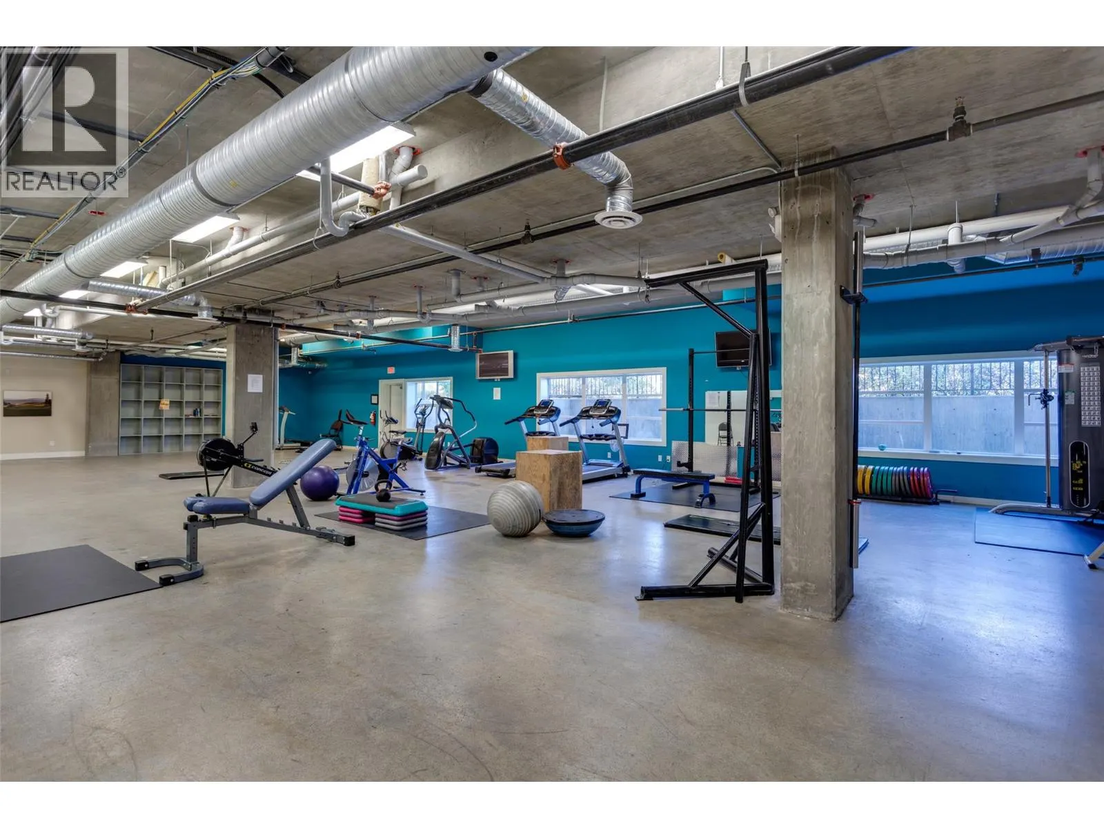 1475 Glenmore Road N Unit# 205A