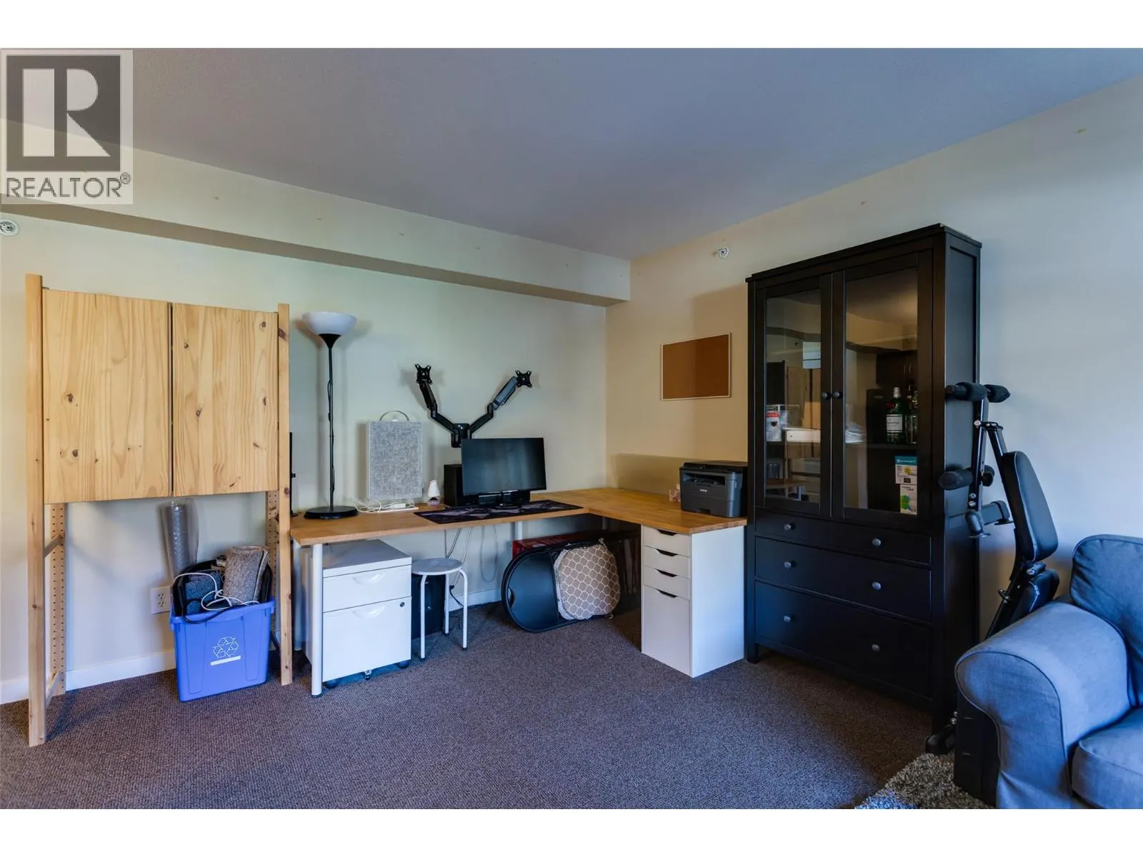1475 Glenmore Road N Unit# 205A