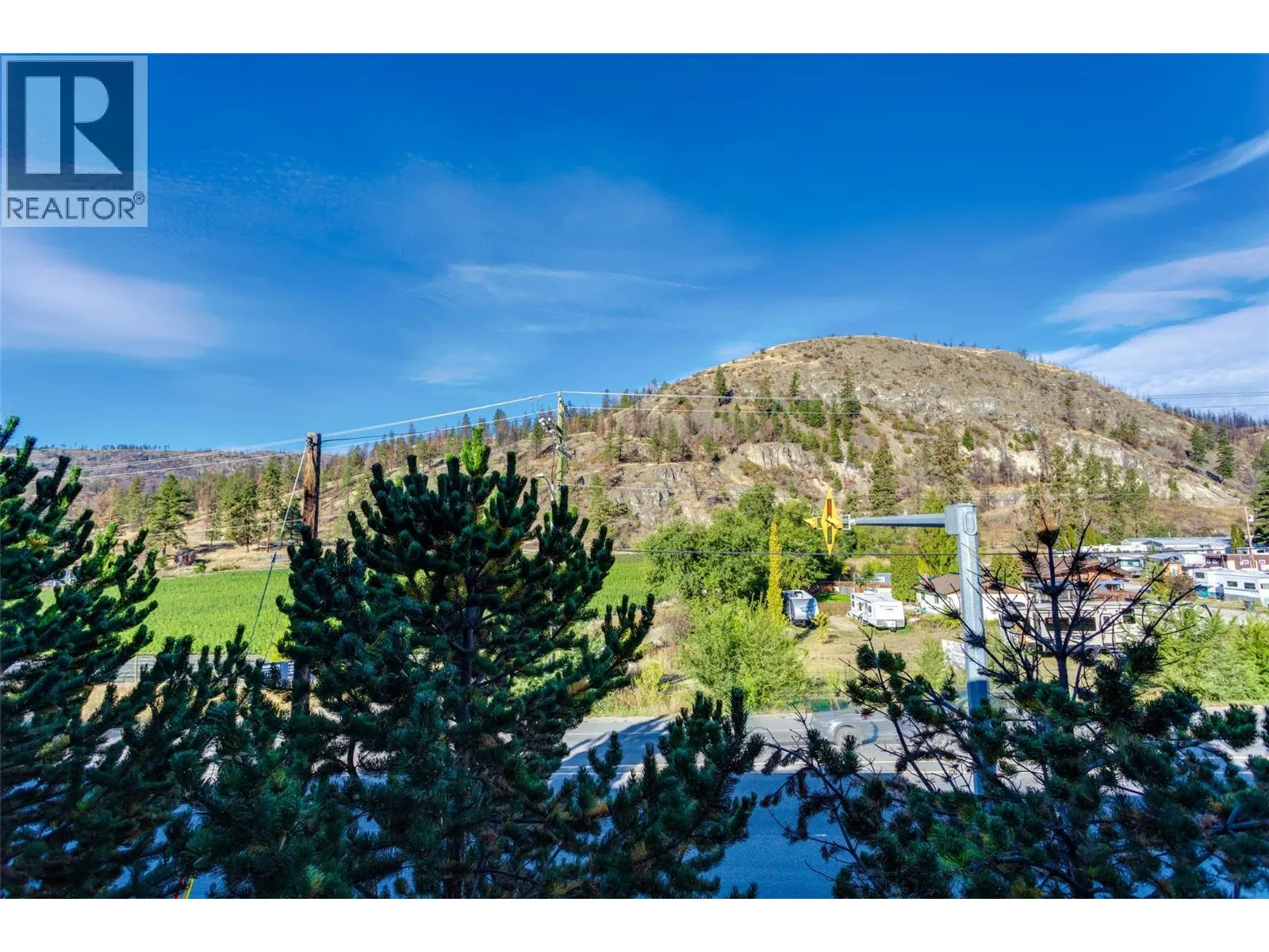 1475 Glenmore Road N Unit# 205A